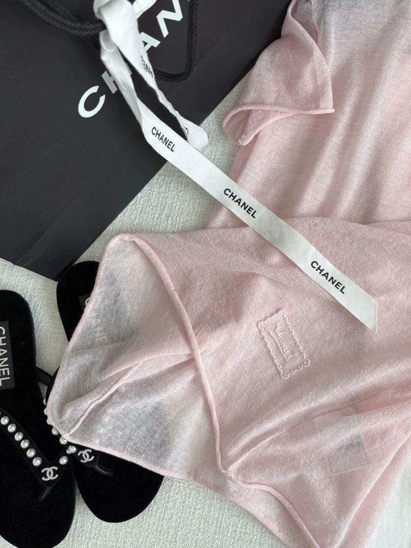 Trendy Chanel T-Shirts 108652