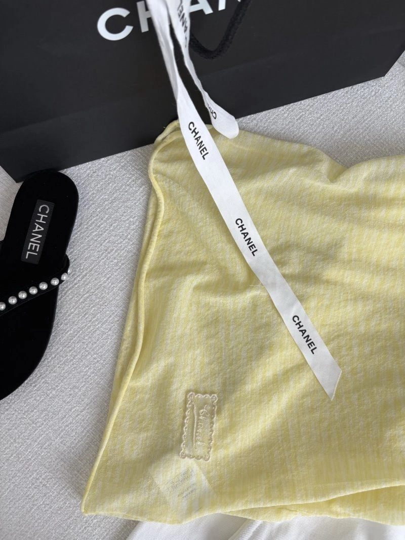 Colorful Chanel T-Shirts 108651