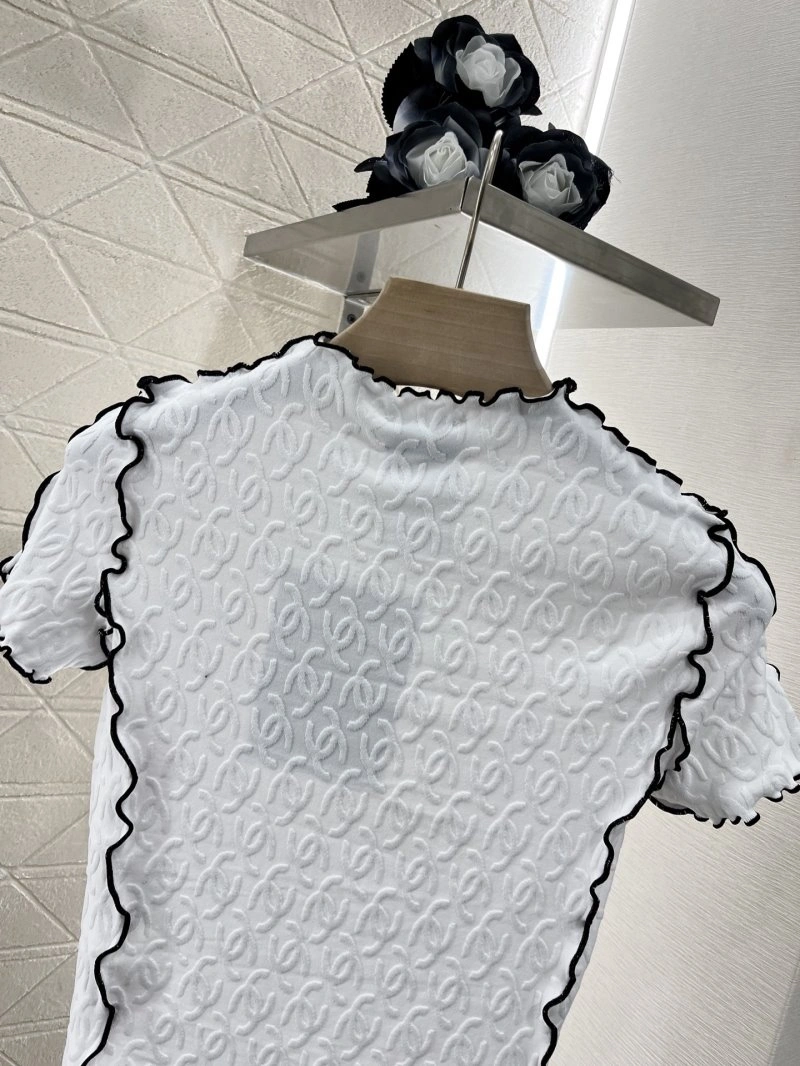 Chanel T-Shirts Original 108643
