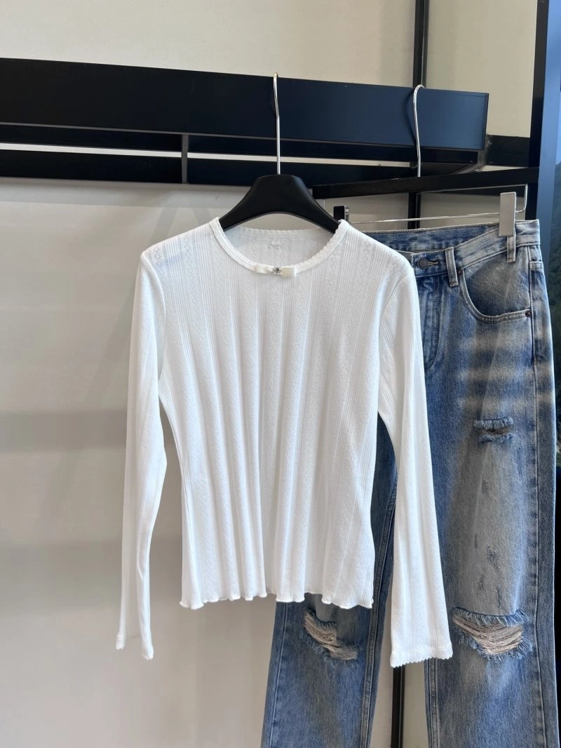 Chanel T-Shirts Neat 108637