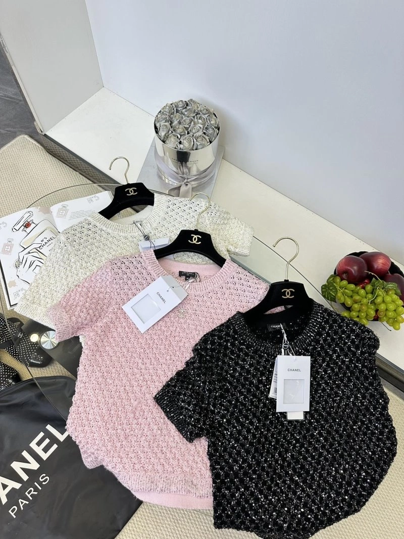Chanel T-Shirts Comfortable 108642
