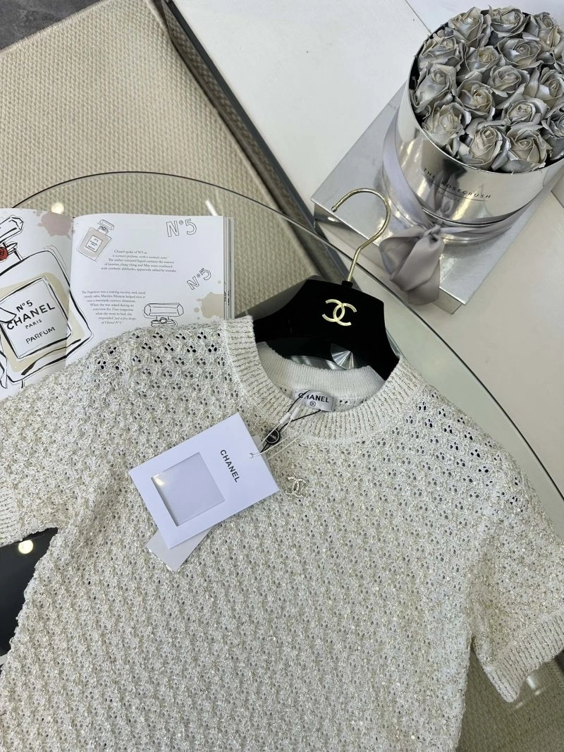 Chanel T-Shirts Comfortable 108642