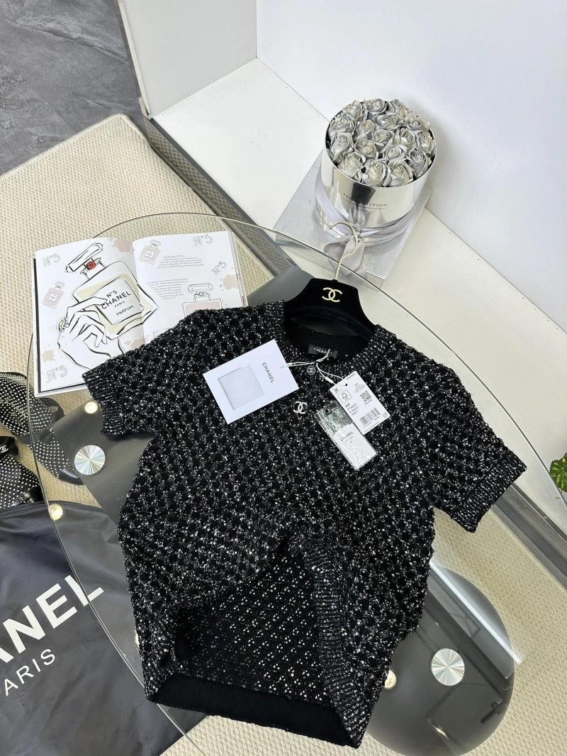 Chanel T-Shirts Comfortable 108642