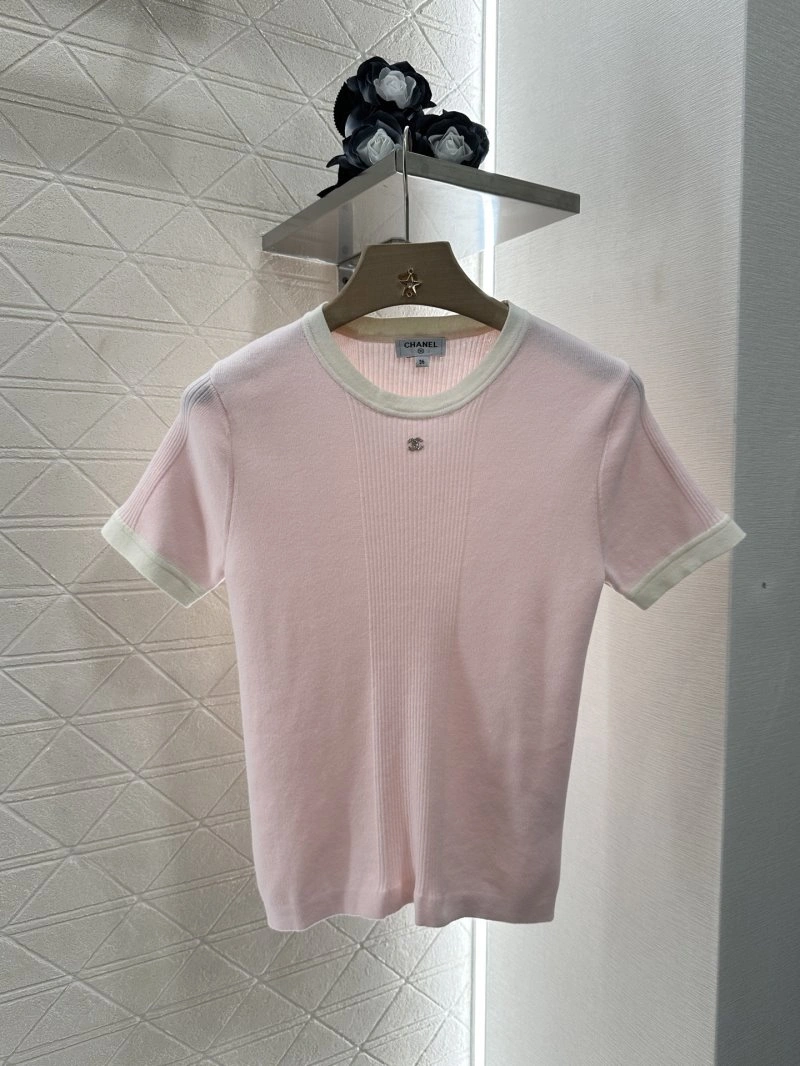 Chanel T-Shirts Trendsetting 108645