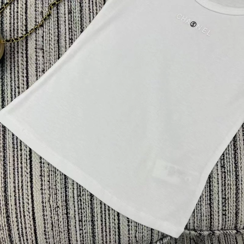 Chanel T-Shirts Sporty 108626
