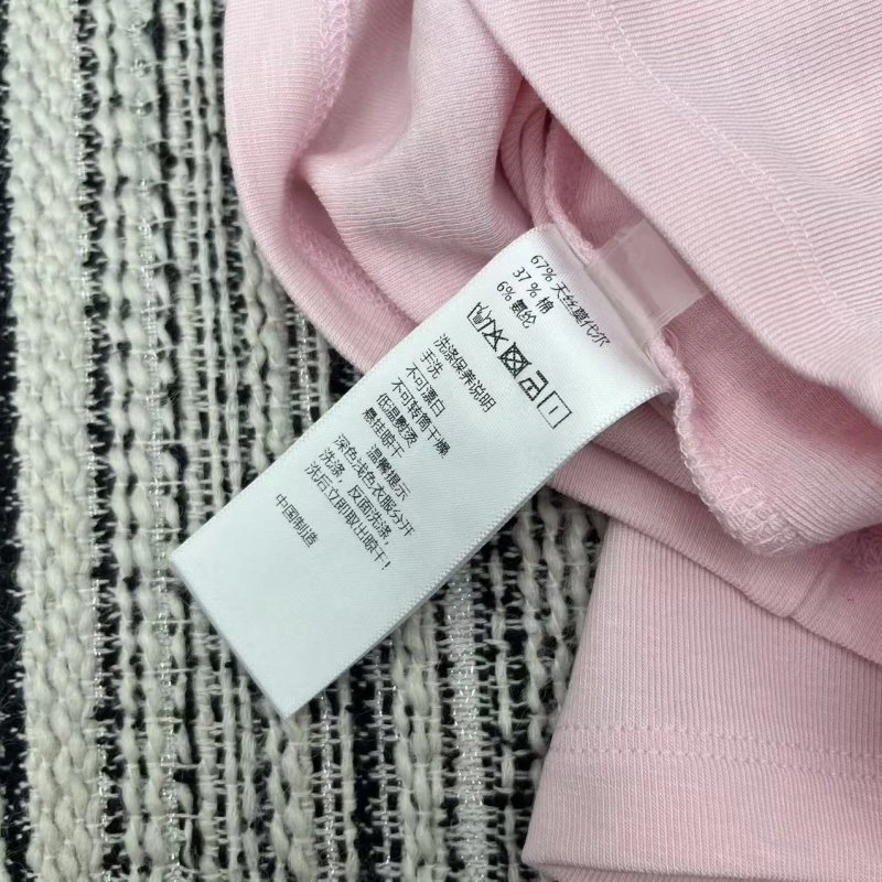 Chanel T-Shirts Trendy 108640