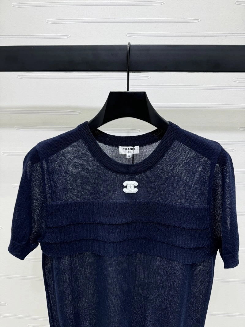 Chanel T-Shirts Bright 108617
