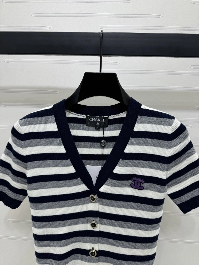 Trendsetting Chanel T-Shirts 108624