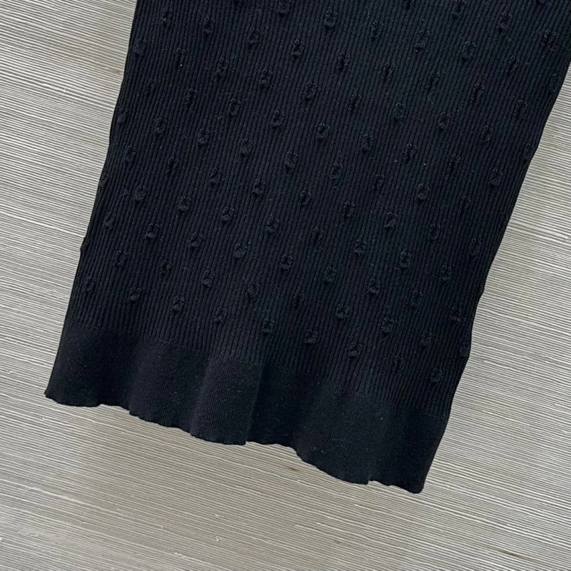 Minimalist Chanel T-Shirts 108612
