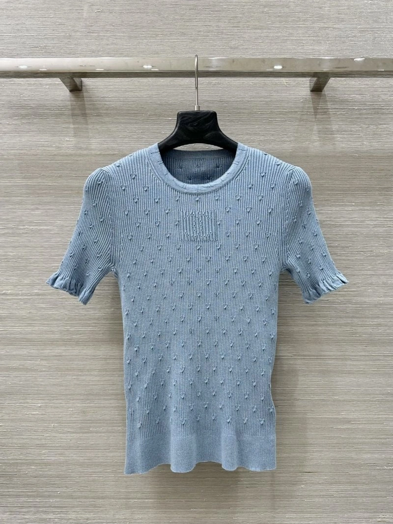 Youthful Chanel T-Shirts 108613