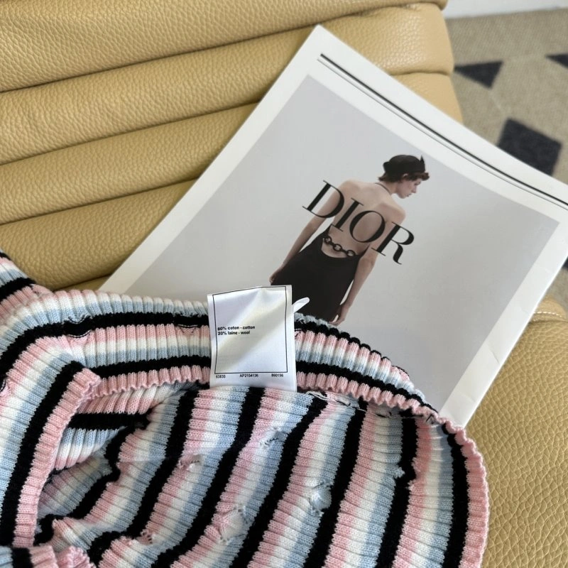 Chanel T-Shirts Comfortable 108609