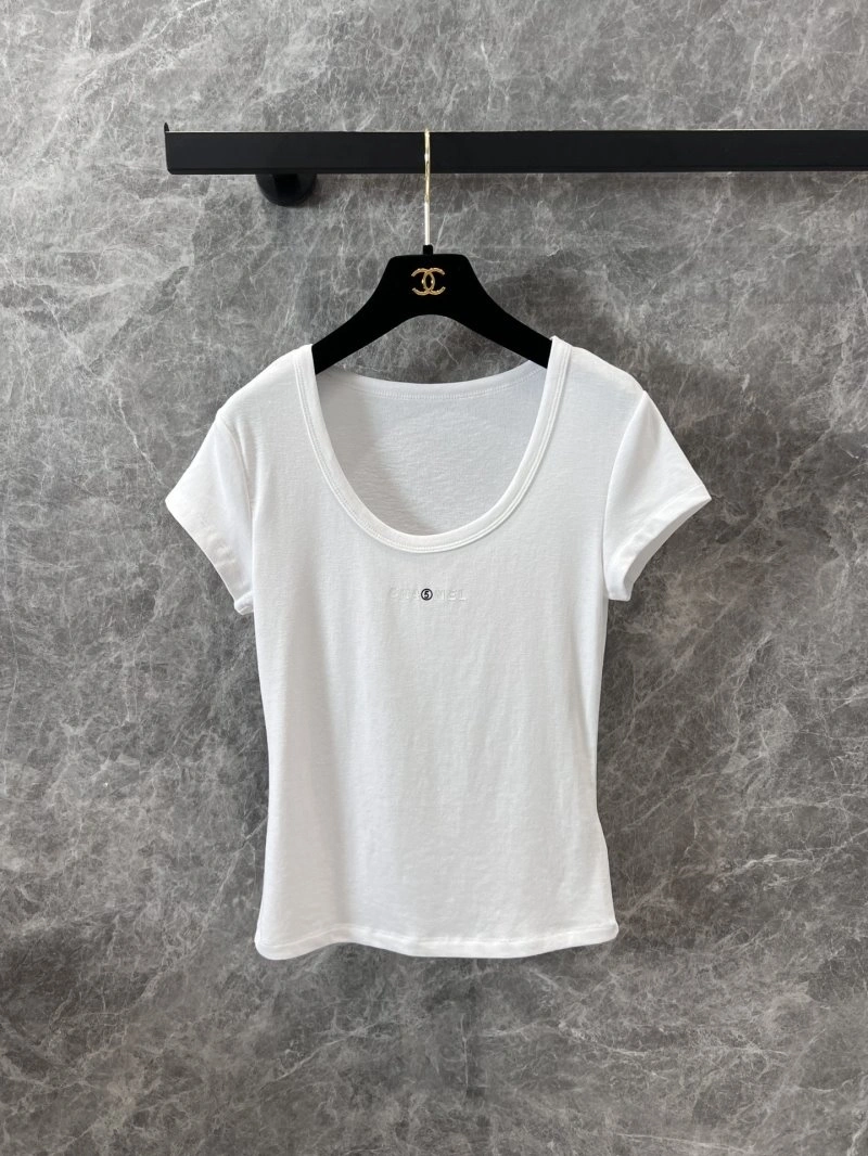Versatile Chanel T-Shirts 108602