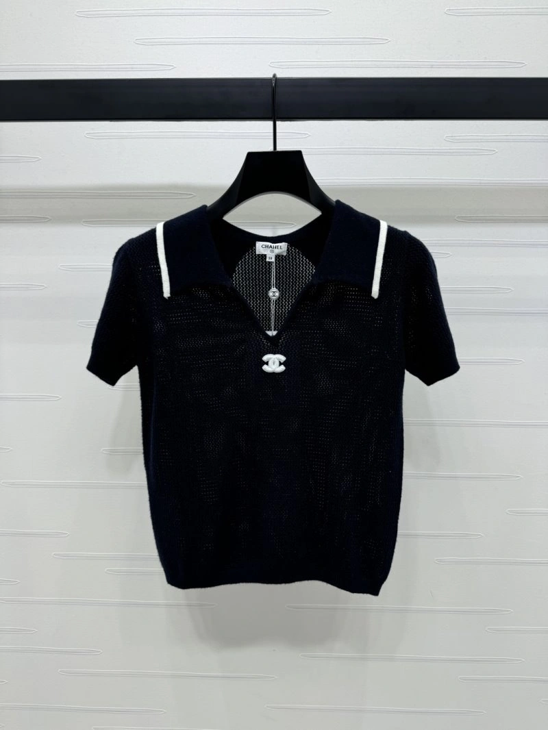 Chanel T-Shirts UrbanChic 108585
