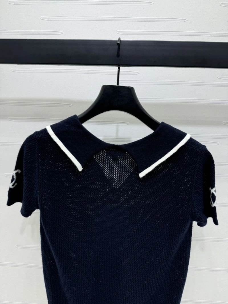 Chanel T-Shirts UrbanChic 108585