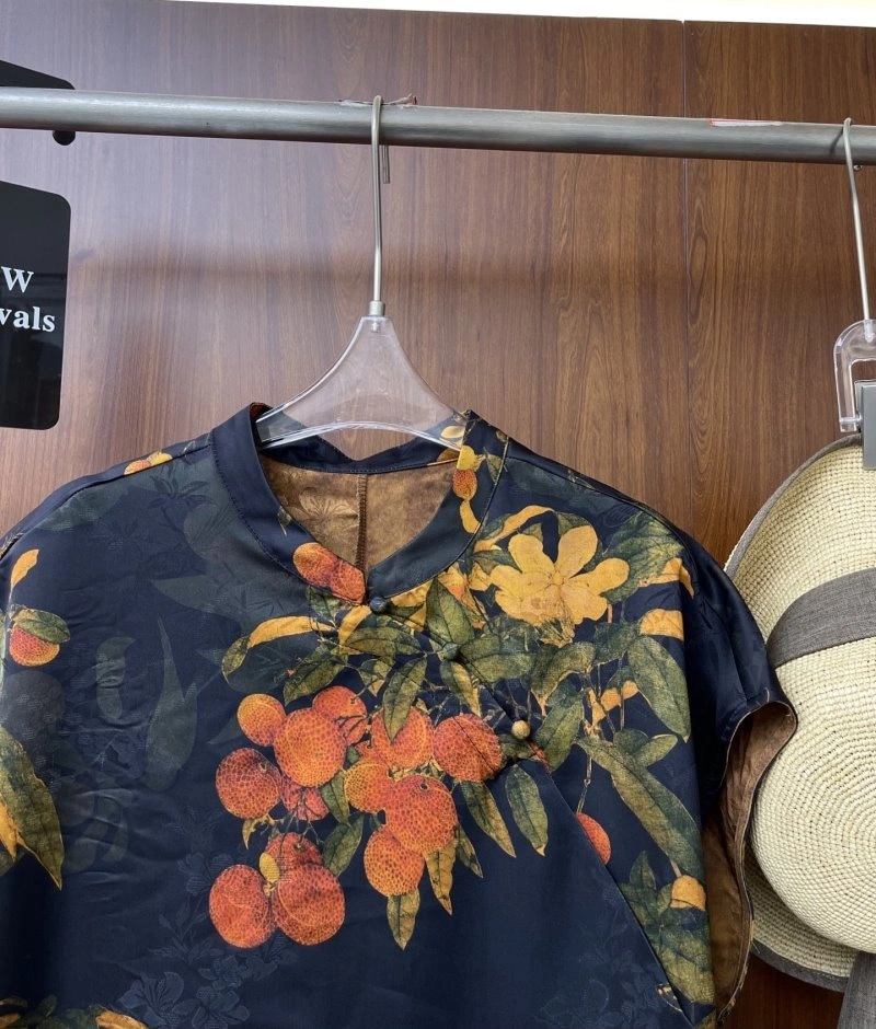 Chanel T-Shirts AllSeason 108574