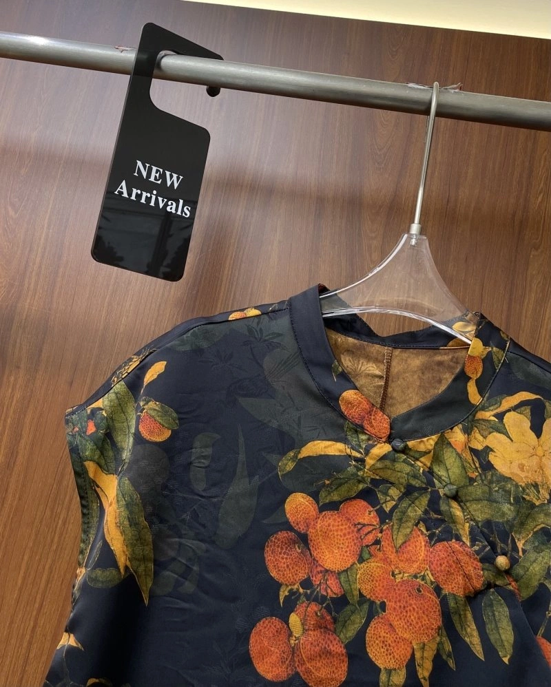 Chanel T-Shirts AllSeason 108574