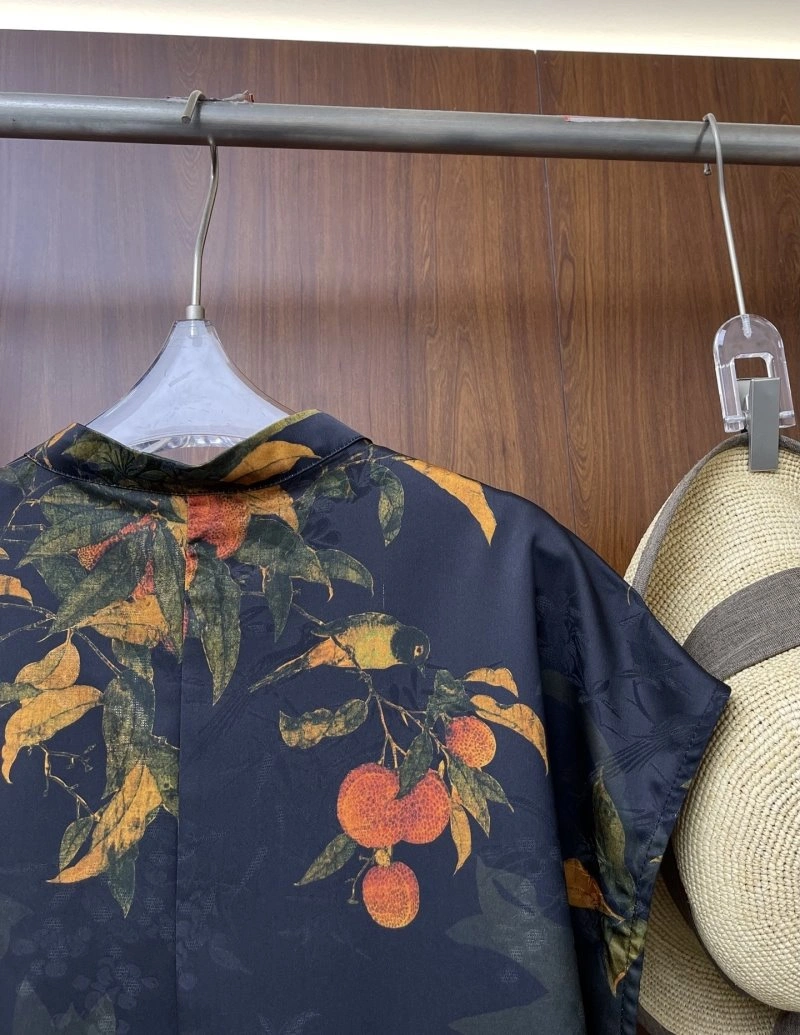 Chanel T-Shirts AllSeason 108574