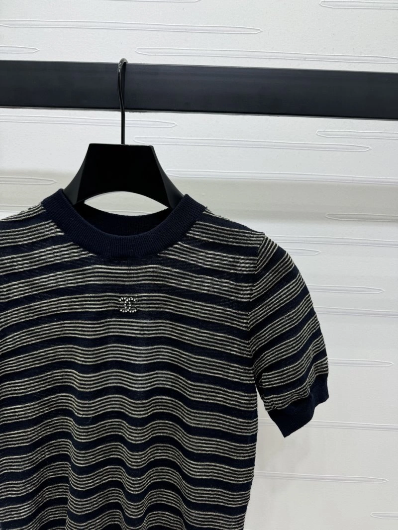 Chanel T-Shirts Soft 108570