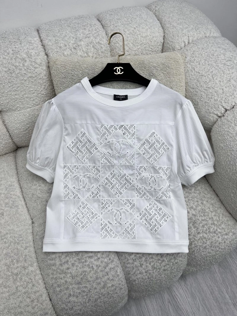 Versatile Chanel T-Shirts 108571