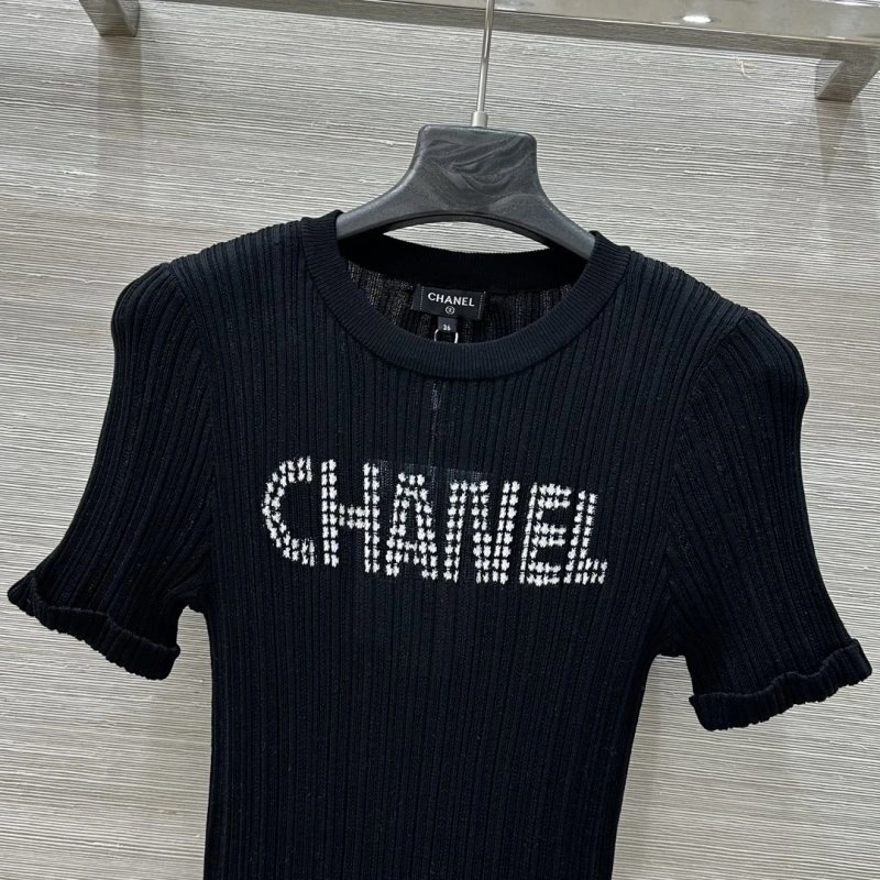 WaterResistant Chanel T-Shirts 108567