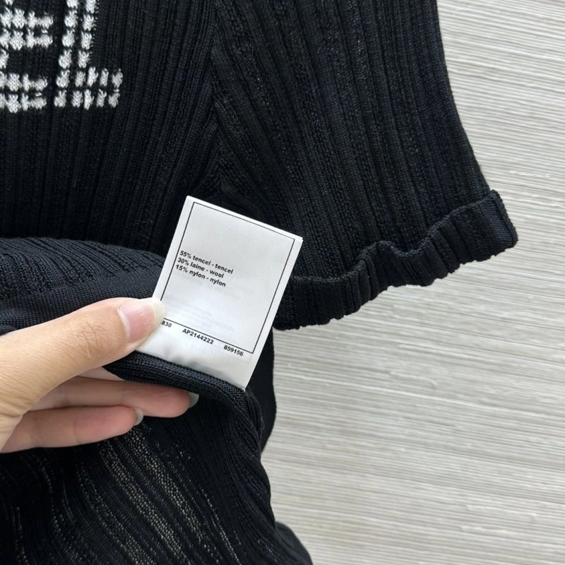 WaterResistant Chanel T-Shirts 108567