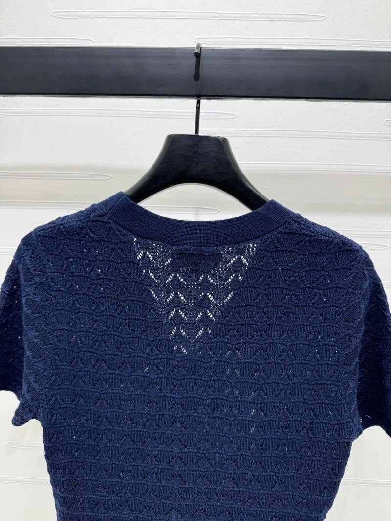 Chanel T-Shirts MoistureWicking 108557
