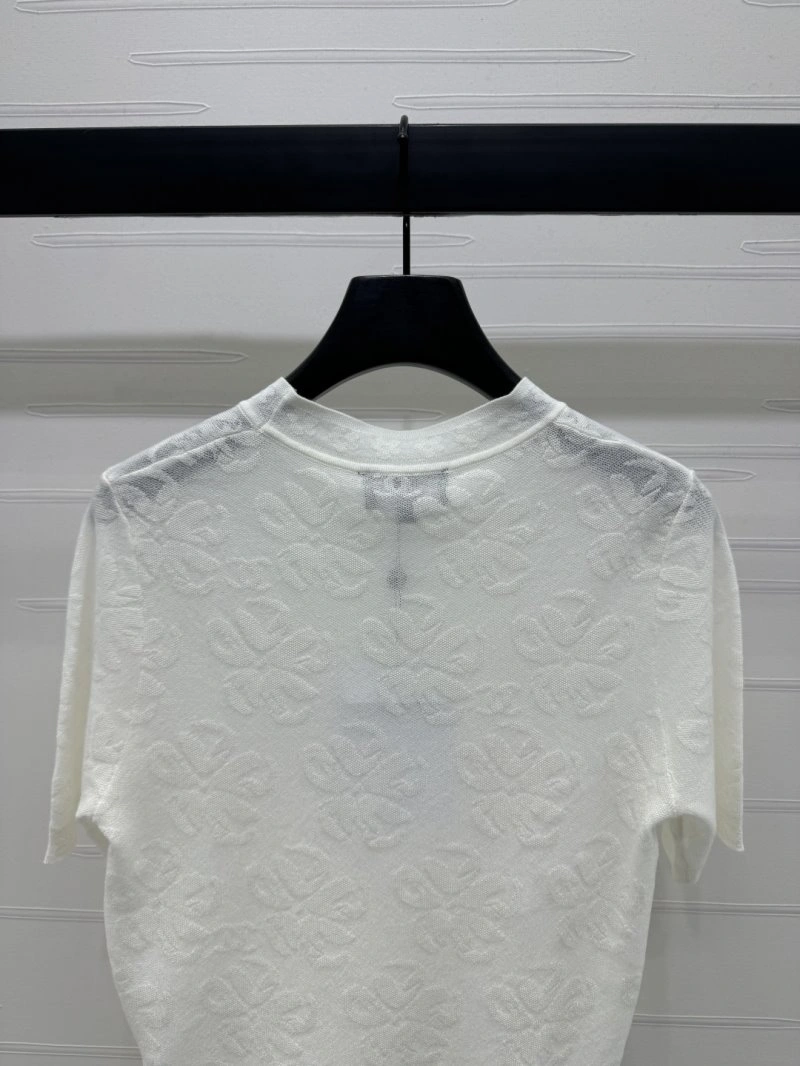 Youthful Chanel T-Shirts 108546