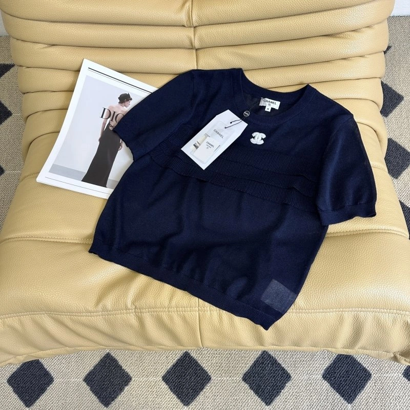 Chanel T-Shirts Soft 108555