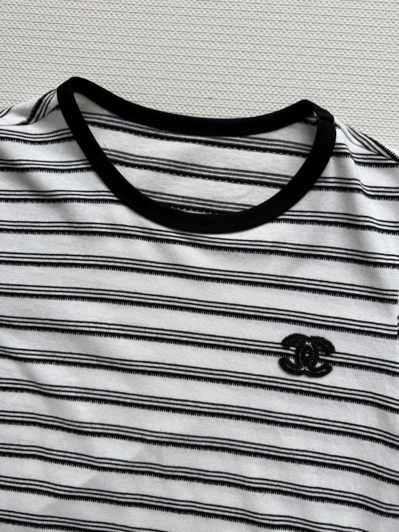 Chanel T-Shirts Durable 108539