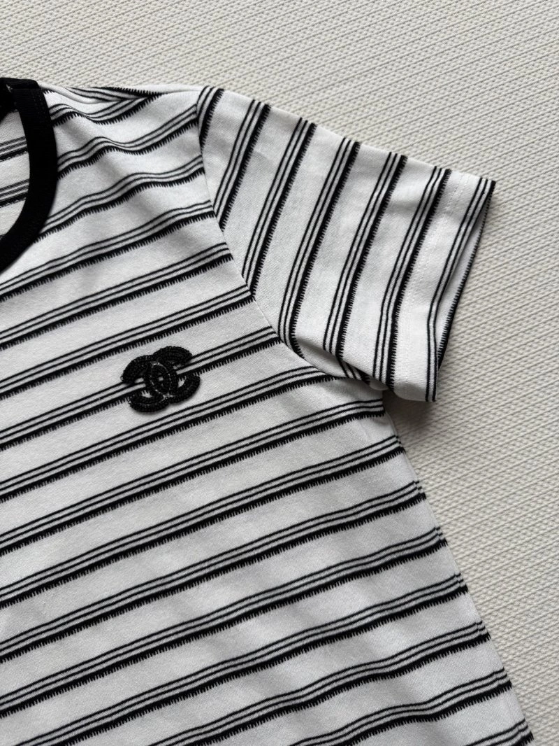 Chanel T-Shirts Durable 108539