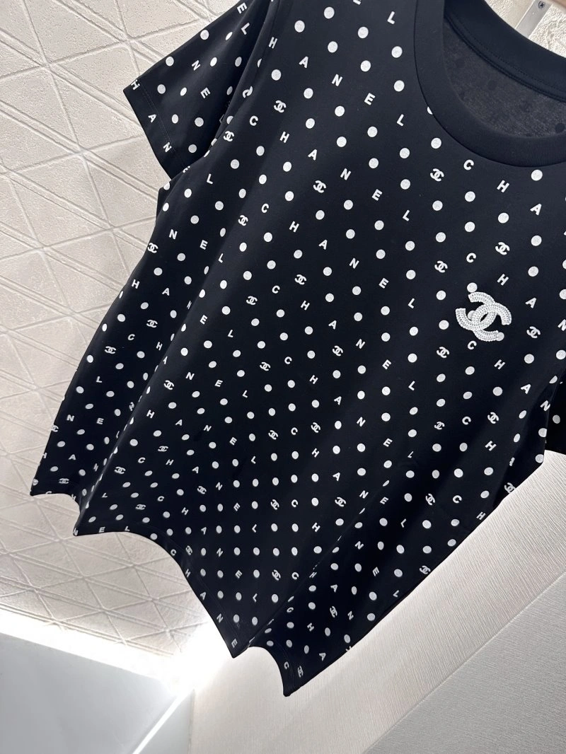 Bold Chanel T-Shirts 108549