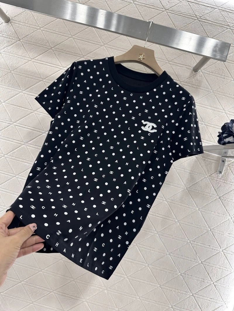 Bold Chanel T-Shirts 108549