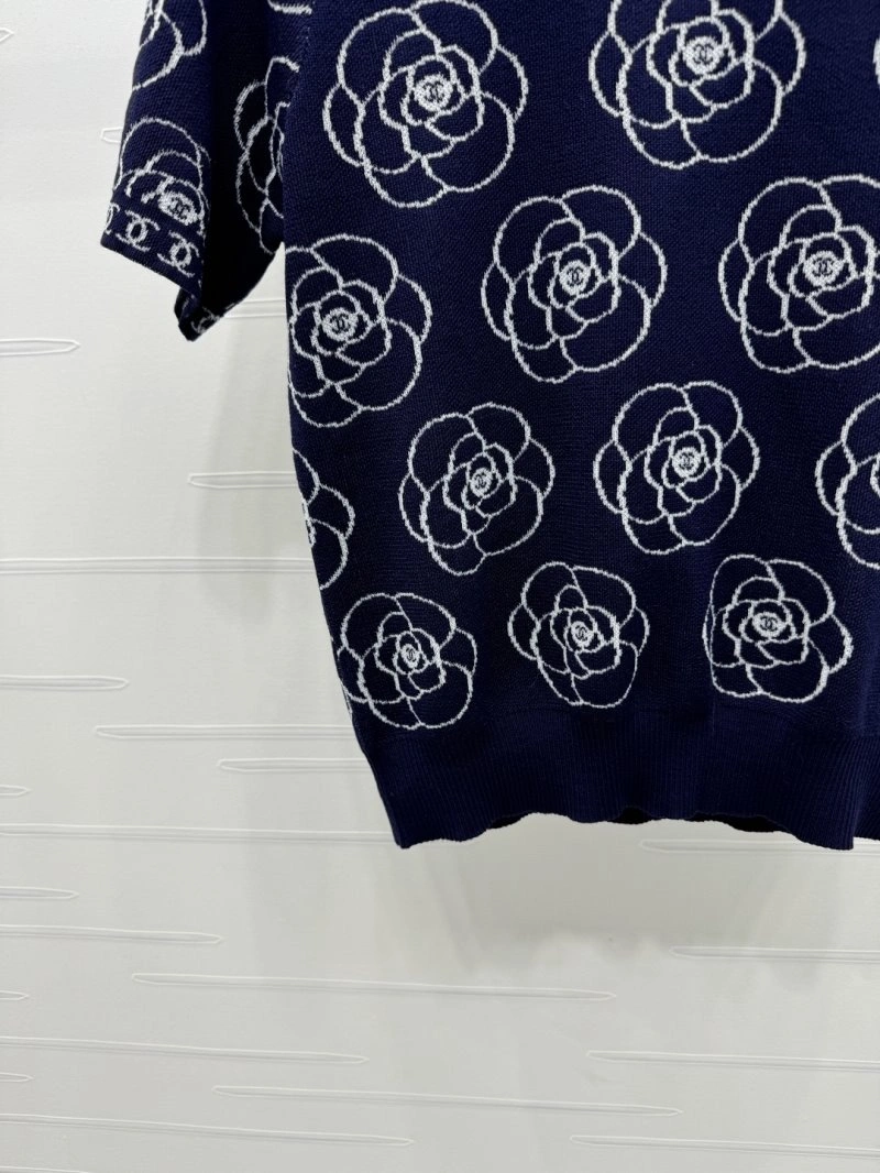 Chanel T-Shirts Sporty 110360