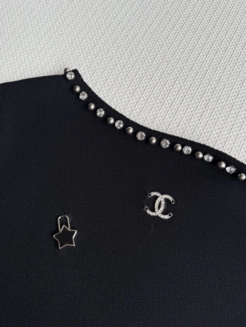 Chanel T-Shirts Comfortable 110339