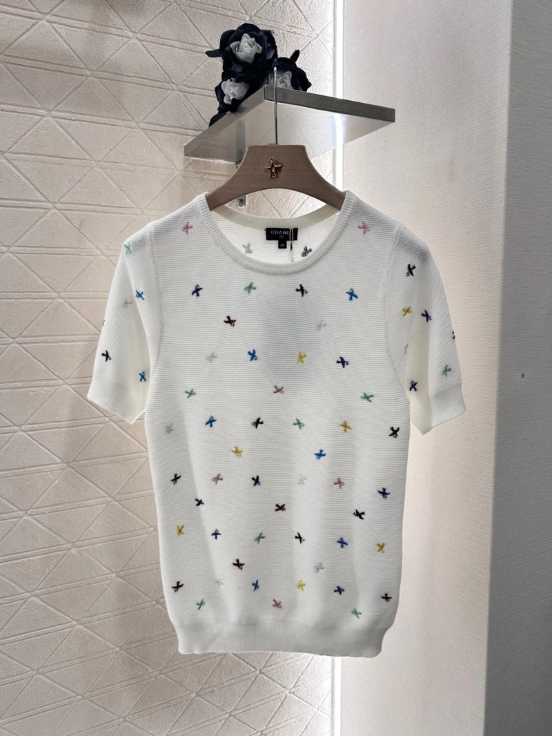 Resilient Chanel T-Shirts 110341