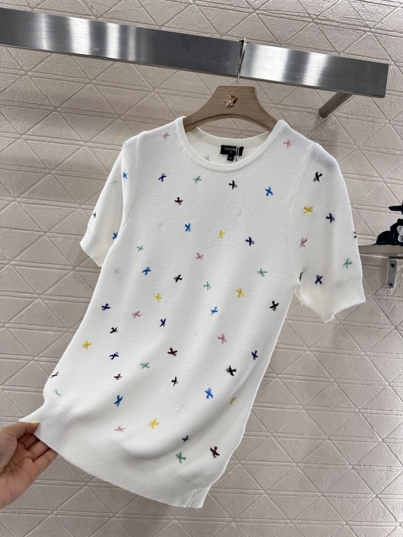 Resilient Chanel T-Shirts 110341