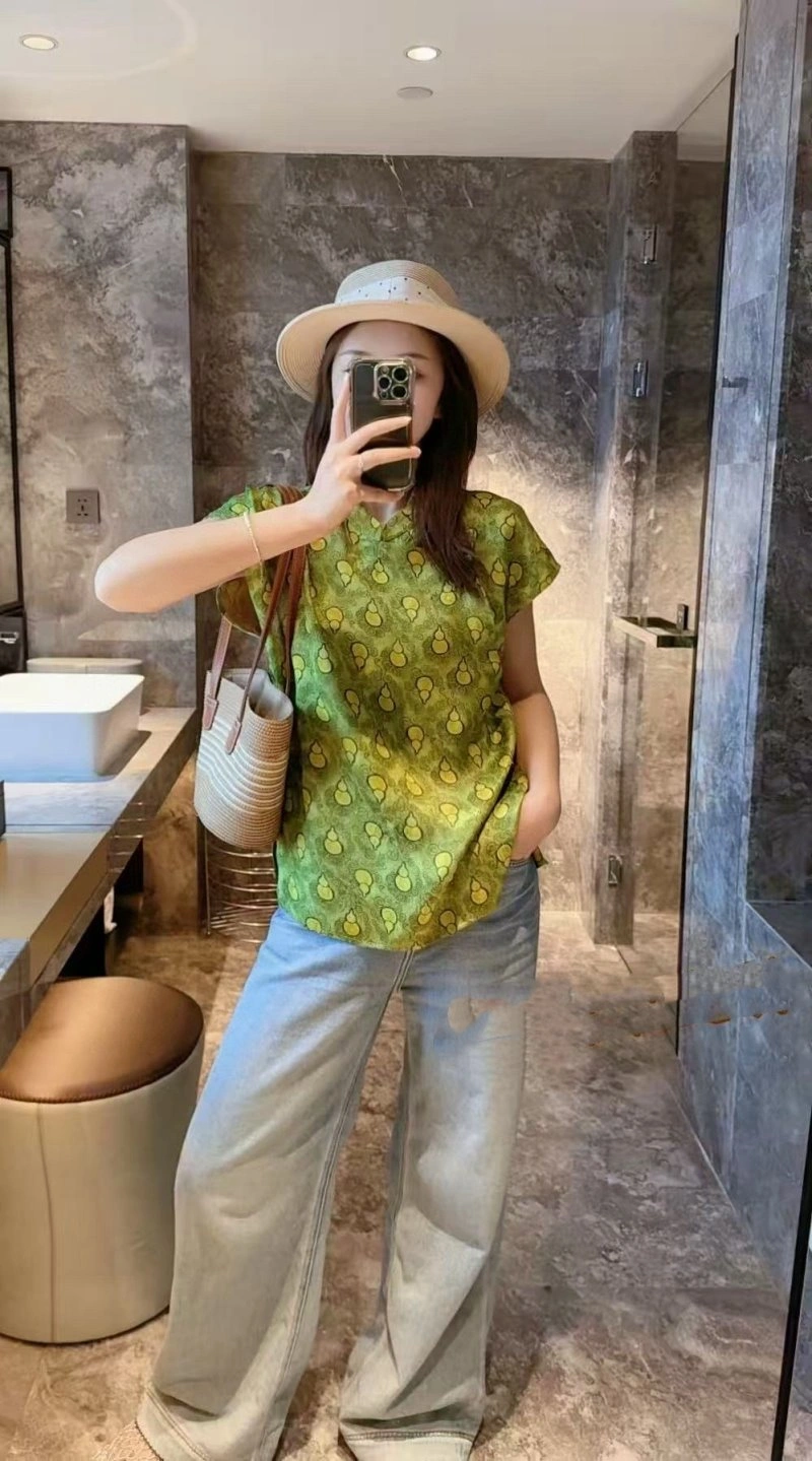 Fashionable Chanel T-Shirts 110327