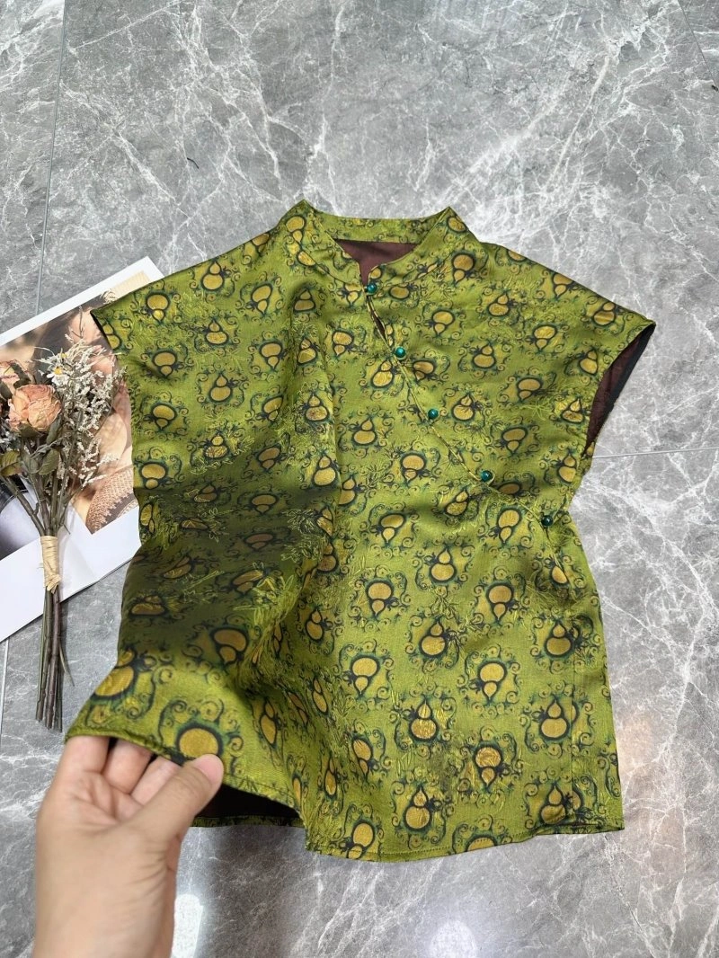 Fashionable Chanel T-Shirts 110327