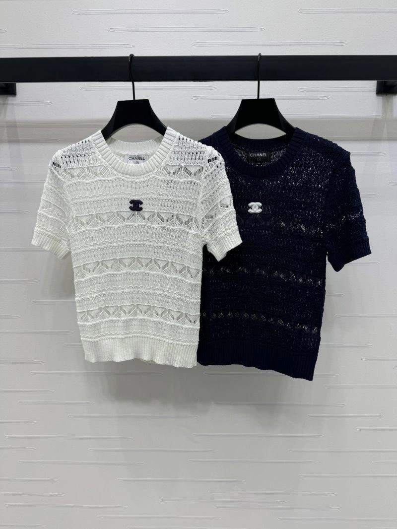 Trendsetting Chanel T-Shirts 110347