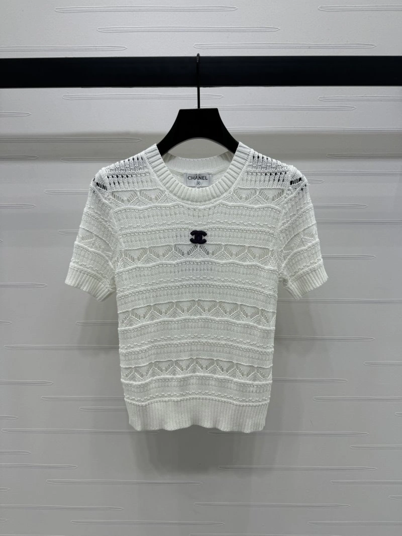 Trendsetting Chanel T-Shirts 110347