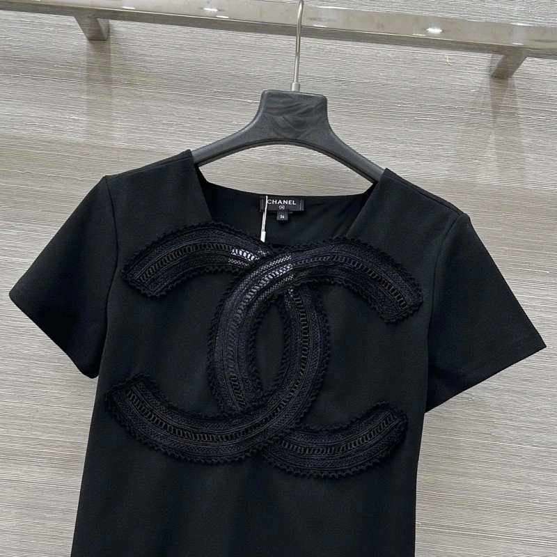 Chanel T-Shirts Trendsetting 110319