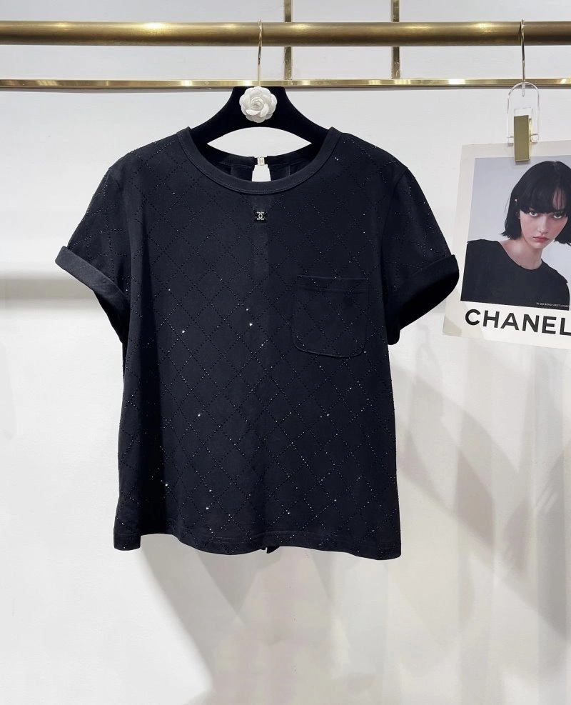 WellDesigned Chanel T-Shirts 110299