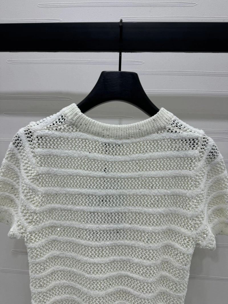 Stretchable Chanel T-Shirts 110309