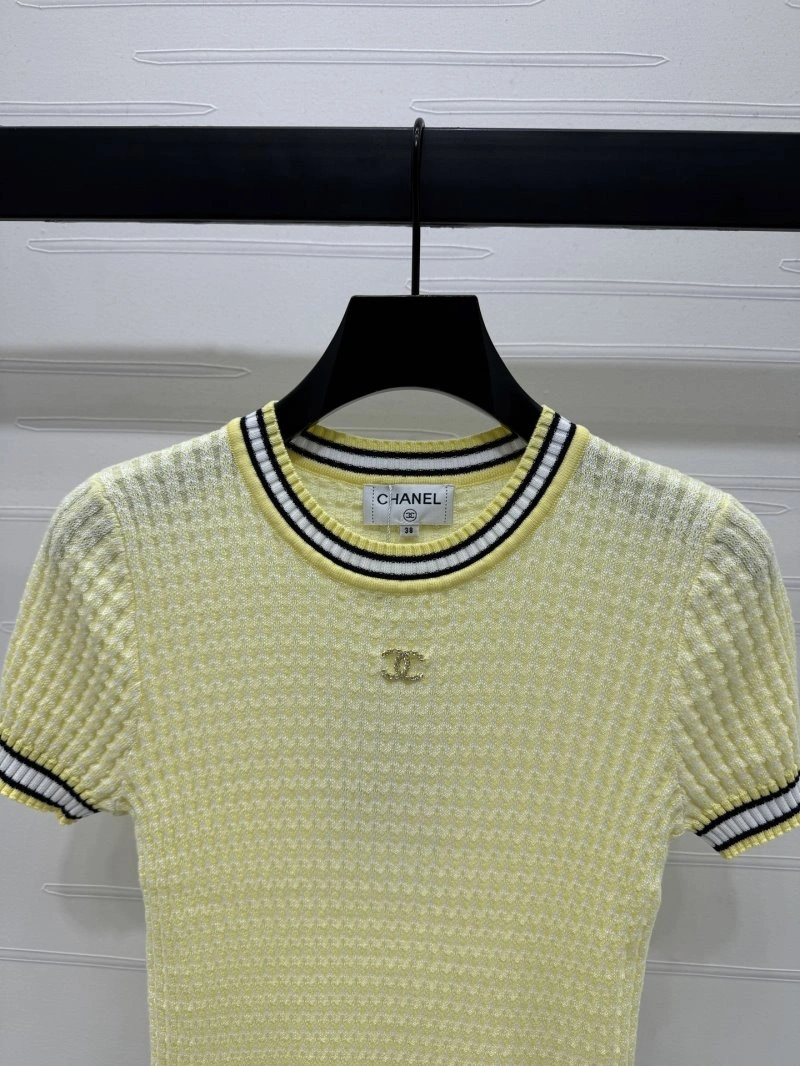 Modern Chanel T-Shirts 110307