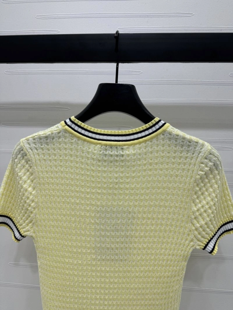 Modern Chanel T-Shirts 110307