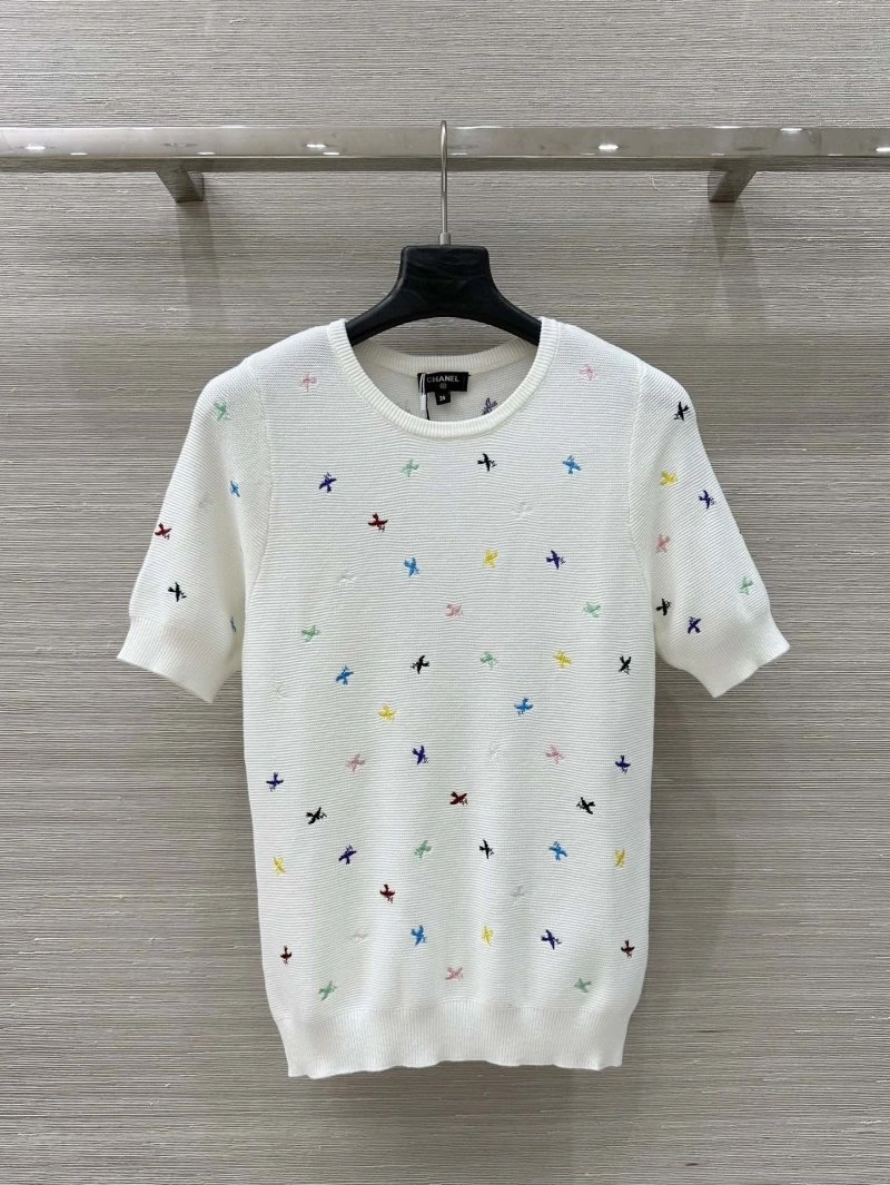 Compact Chanel T-Shirts 110300