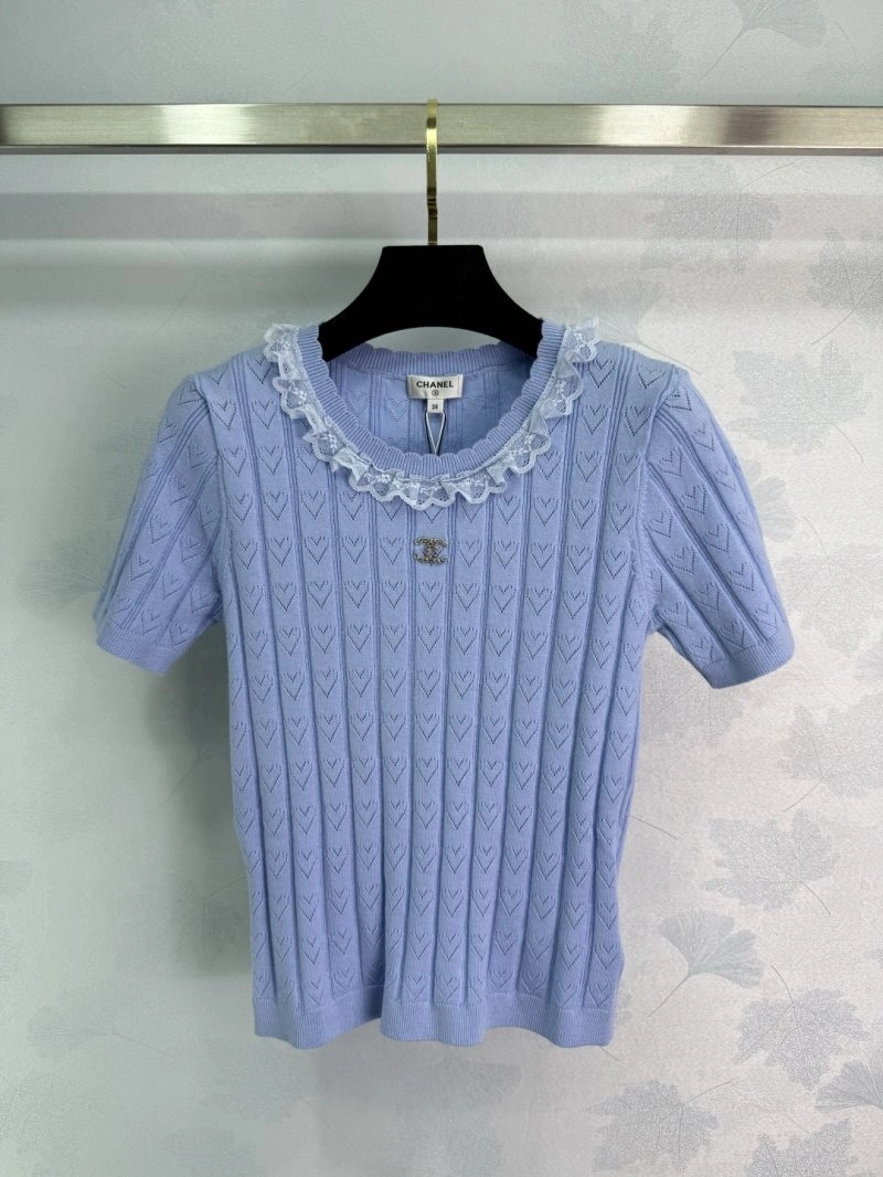 Chanel T-Shirts Versatile 110284
