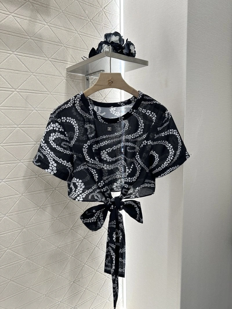 Chanel T-Shirts Versatile 110283
