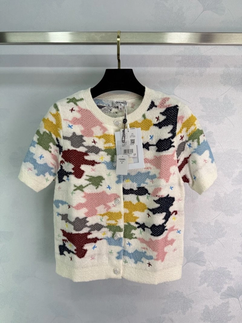 Chanel T-Shirts Effortless 110254
