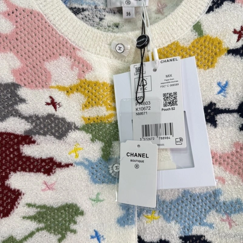 Chanel T-Shirts Effortless 110254